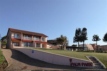 Апартаменты First Group Palm Park Маргит Экстерьер фото