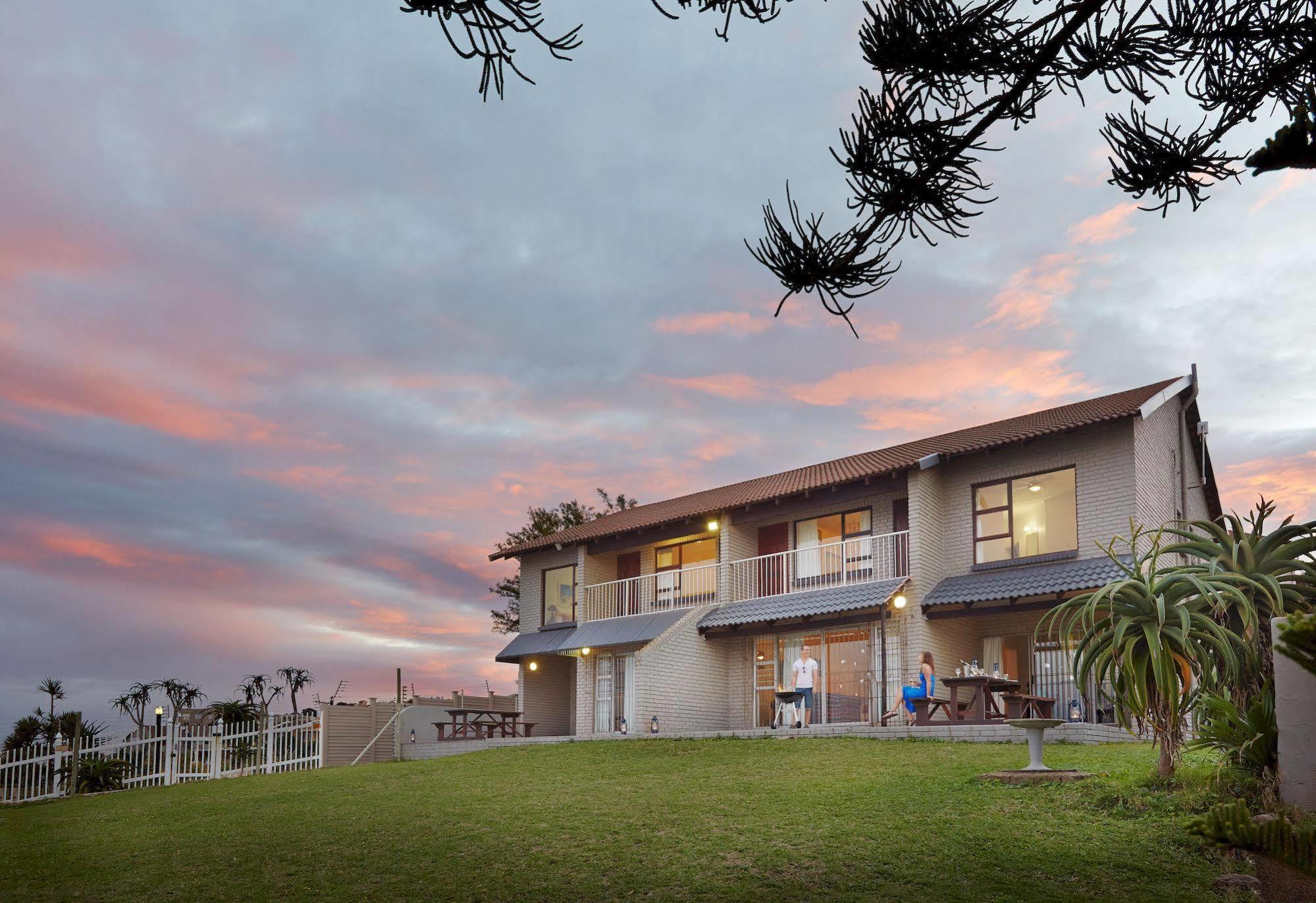 Апартаменты First Group Palm Park Маргит Экстерьер фото